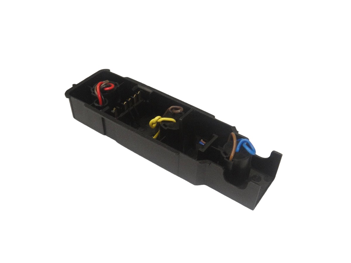 PORTA LAMPARA FARO TRASERO CHEVROLET CORSA SEDAN/5P/WAG/