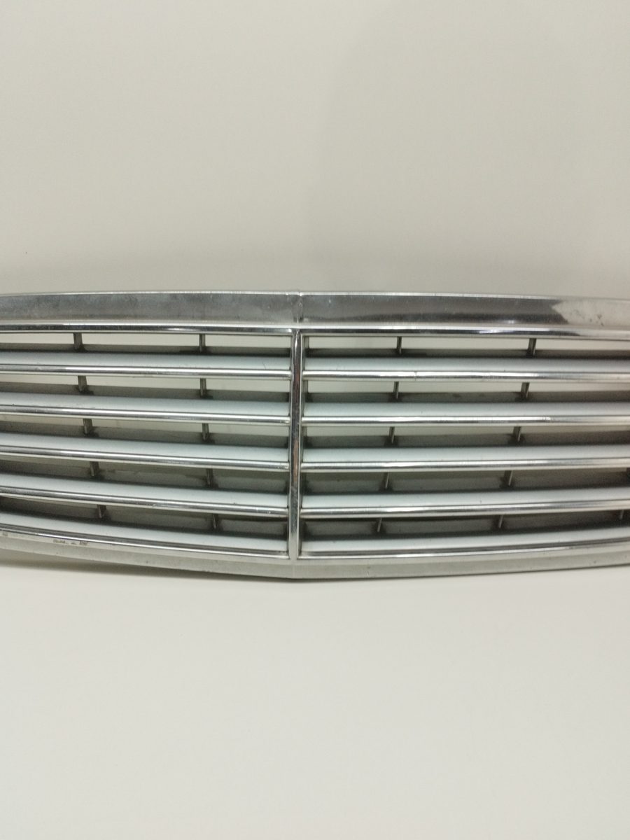 Careta Mercedes-Benz Clase C (W203) Berlina 2000-2007 CDI (203.006) A2038800183