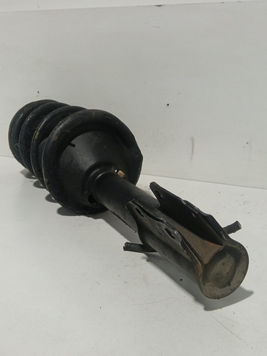 Amortiguador Delantero Izquierdo Subaru Legacy Berl./familiar B11 (BD/BG) 20362AA231