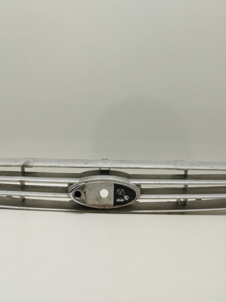 Careta Ford Focus Berlina (CAK) 1998-2004 TDDI Turbodiesel CAT 98AB8200A