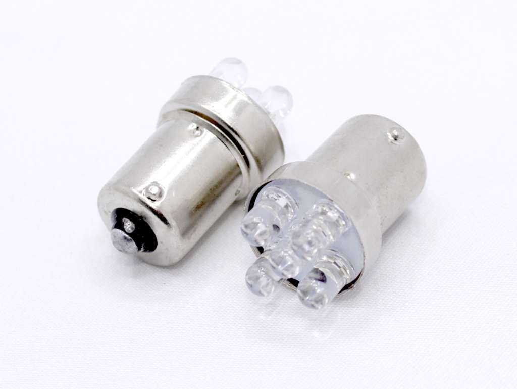 LAMPARA LED 12V. 1P. 5W. 15S BLANCA