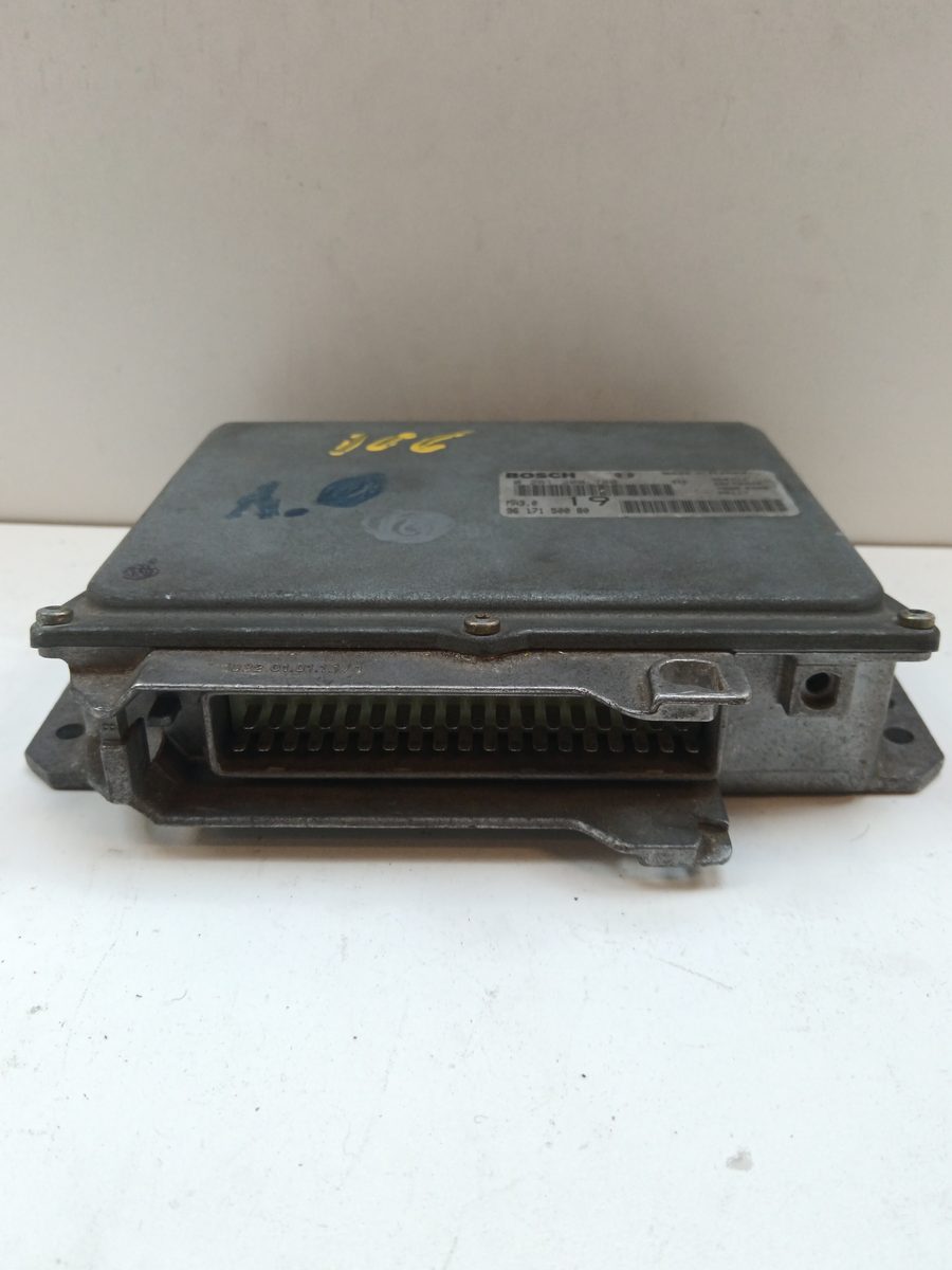 Centralita Motor Uce Peugeot 106 (S1) 1991-1996 Cocktail 1.1L 44kW 0261200780