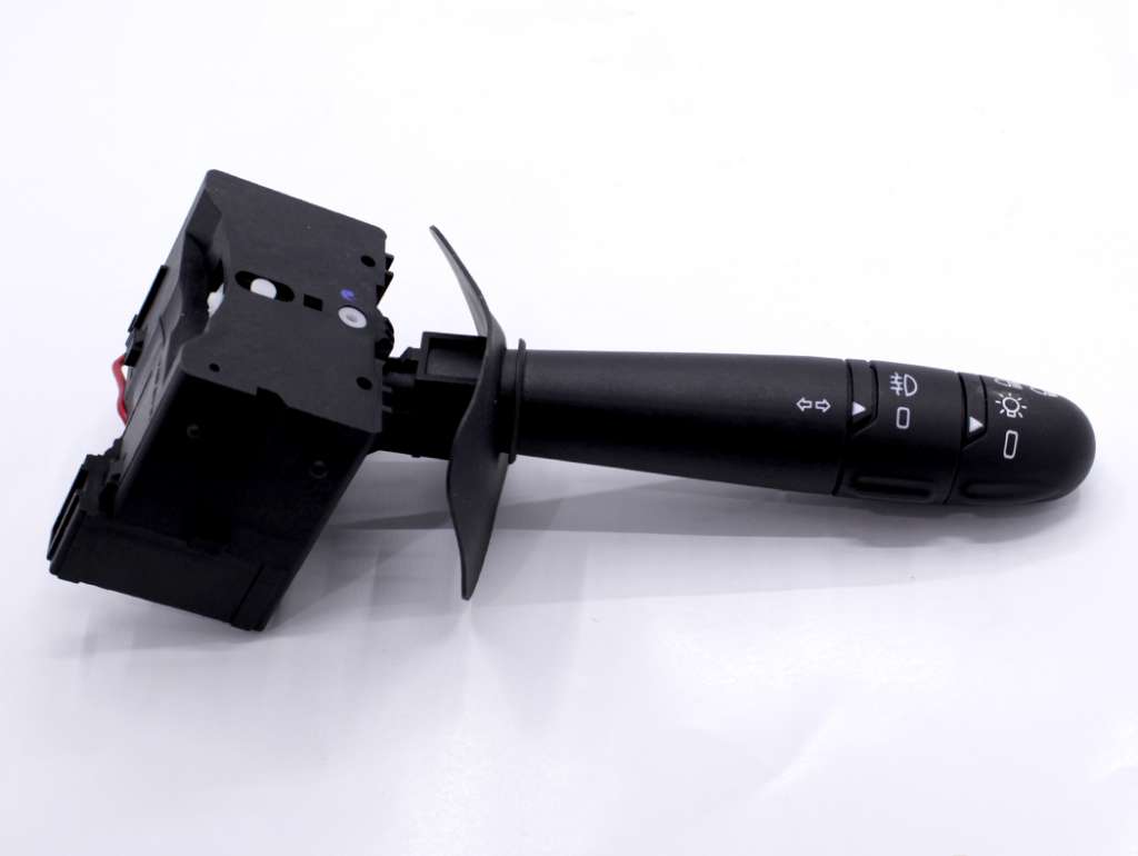 Llave combinada bajo volante para luces y señaleros