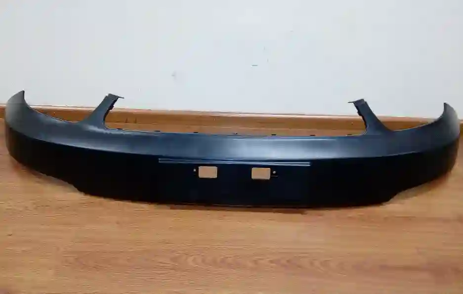 Paragolpe delantero Geely LC Cross