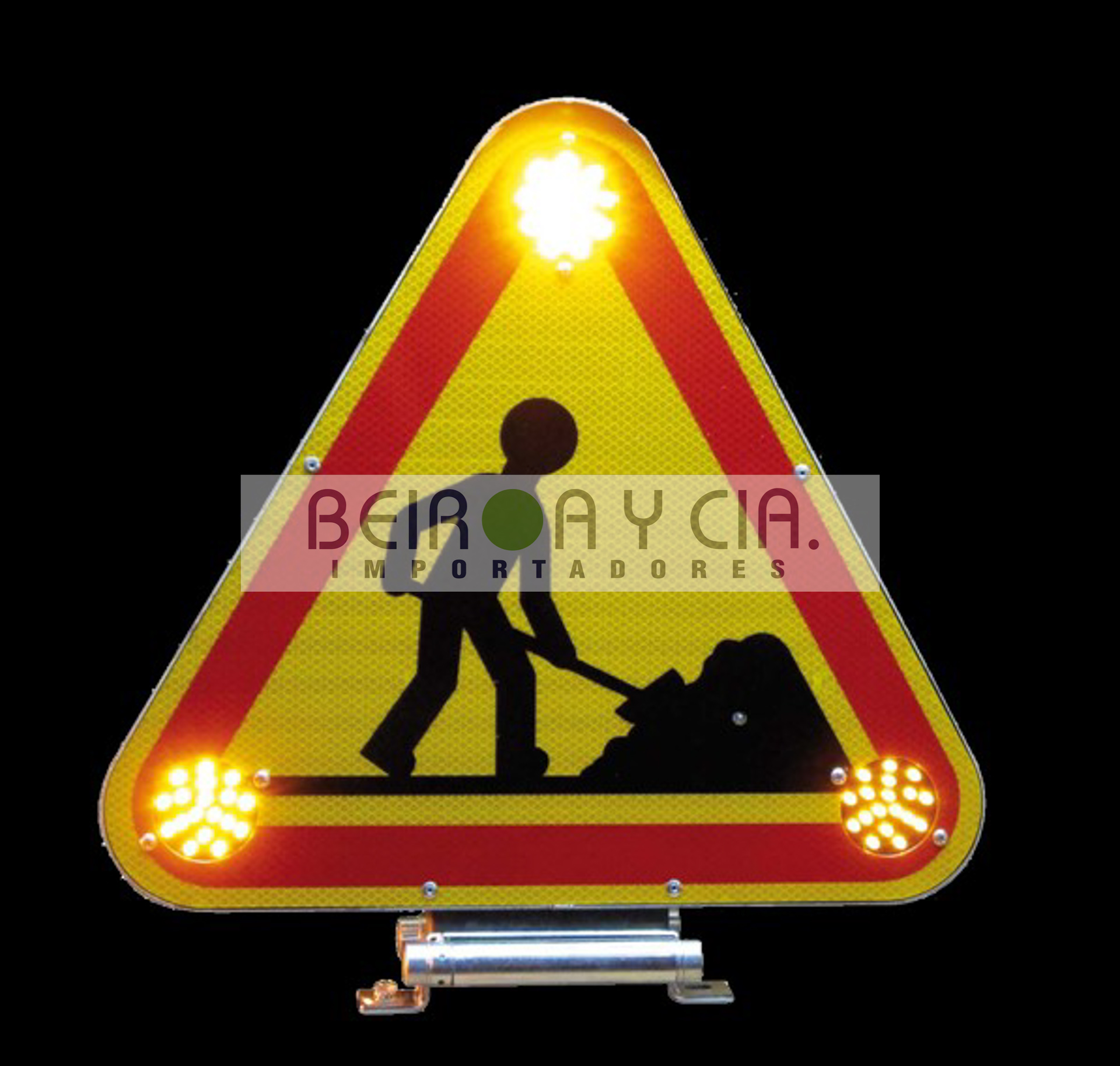 TRIANGULO XE P/VEHIC. LENTOS C/LED ALUMINIO C/BASE REBATIBLE