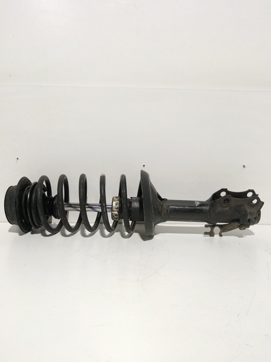 Amortiguador Delantero Der/Izq Volkswagen Jetta (1K2) 2005-2010 Advance 1H0413031C