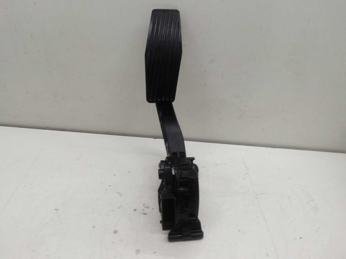 Acelerador Electronico Chevrolet Cruze 2009-2014 LS 2.0L 92kW 13252702
