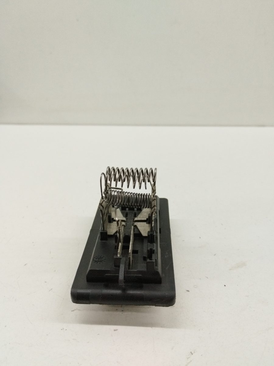 Resistencia Calefaccion Renault Twingo (CO6) 1993-2007 1.2 (C066/67/68) 1.2L 40kW 52492140