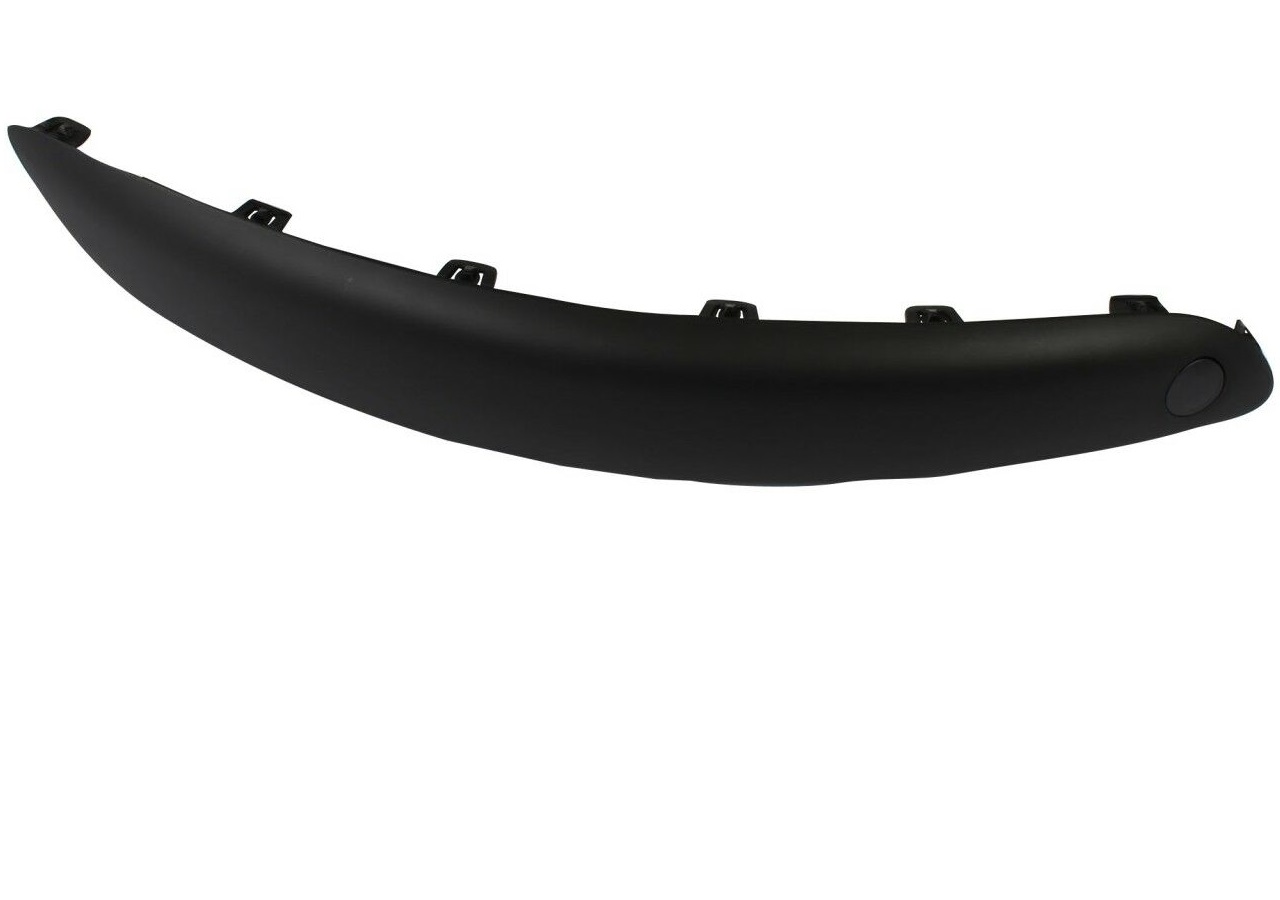 Moldura de paragolpes delantero