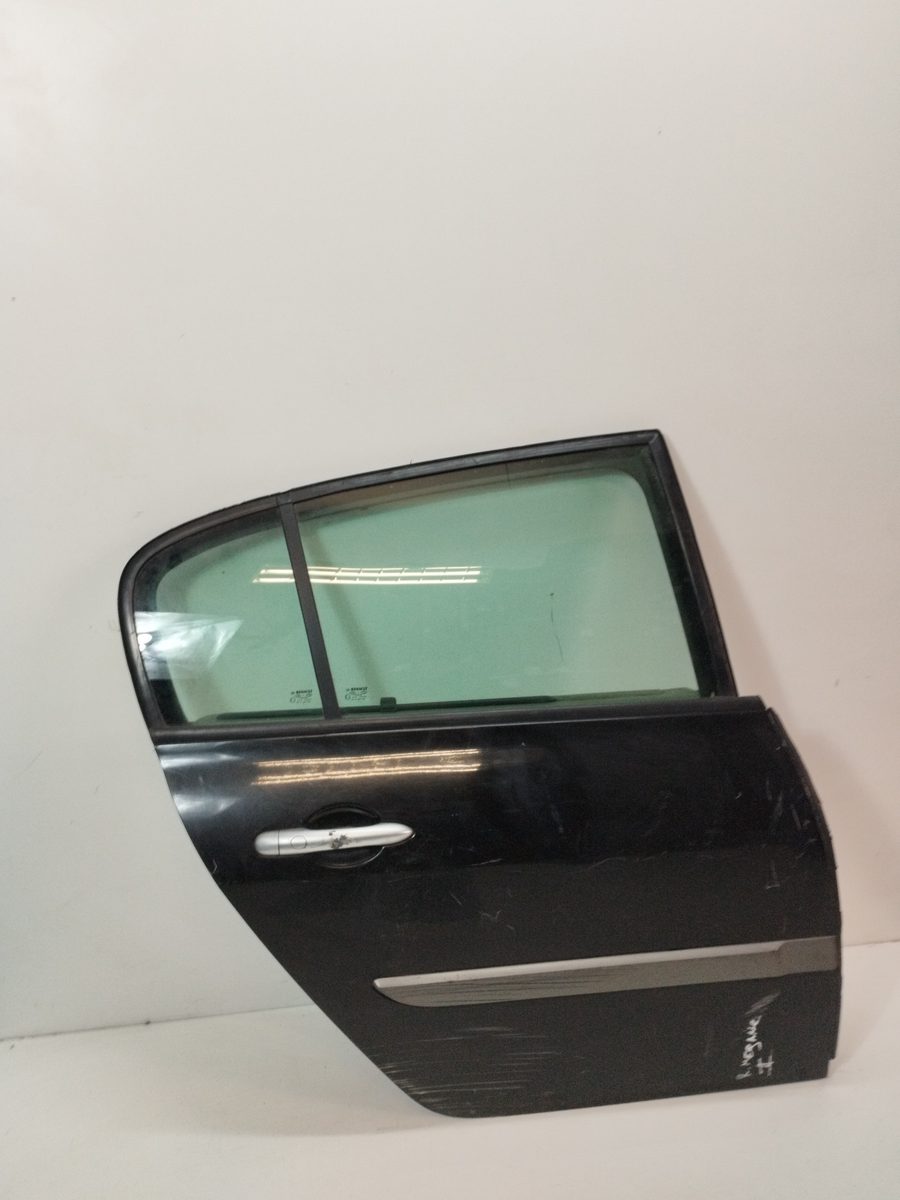 Puerta Trasera Derecha Renault Megane II Berlina 5p 2002-2009 Dynamique
