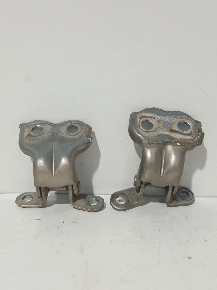Bisagra Puerta Trasera Derecha Toyota Corolla 1986-1990
