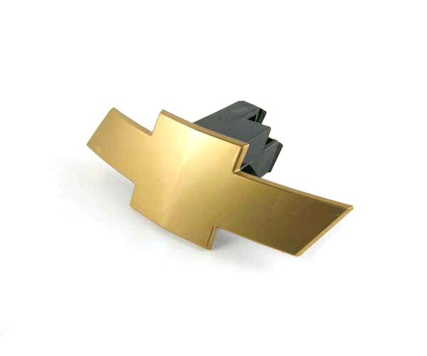 EMBLEMA DORADO R/RADIADOR (/09)