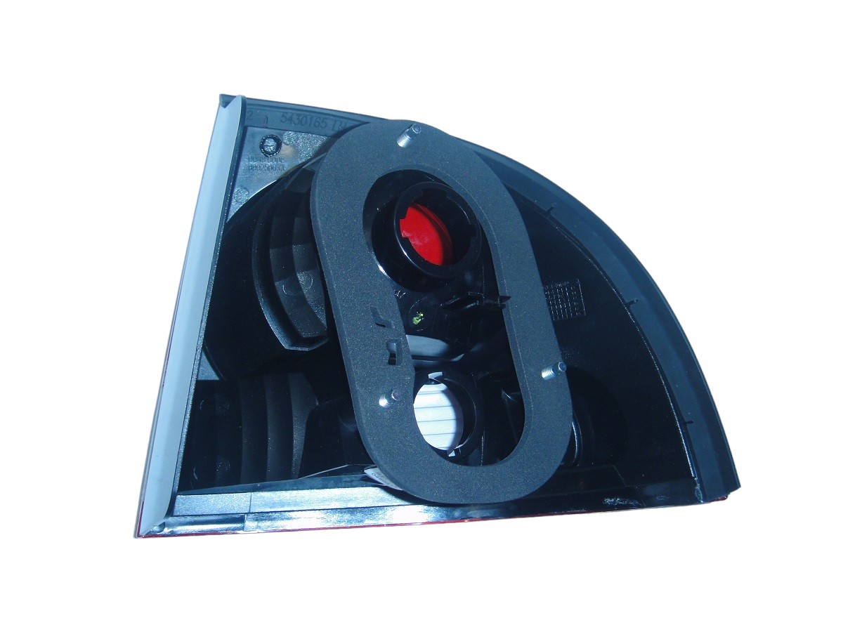 FARO TRA IZQUIERDO CHEVROLET CLASSIC 2010/ ( PARTE EXT )