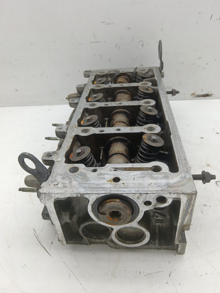 Tapa De Cilindros Peugeot 206 Berlina 1998-2010 XR 1.4L 55kW 9627748110
