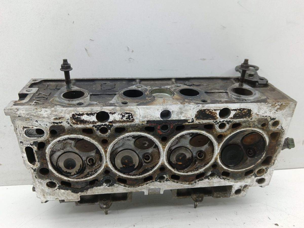 Tapa De Cilindros Peugeot 206 Berlina 1998-2010 XR 1.4L 55kW 9627748110