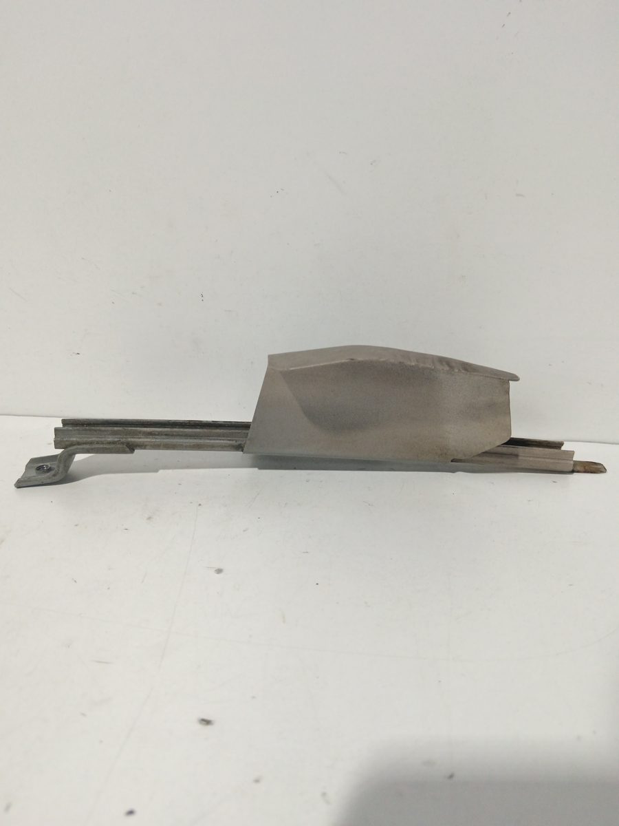 Guias de Vidrio Delantero Derecho Toyota Corolla 1986-1990
