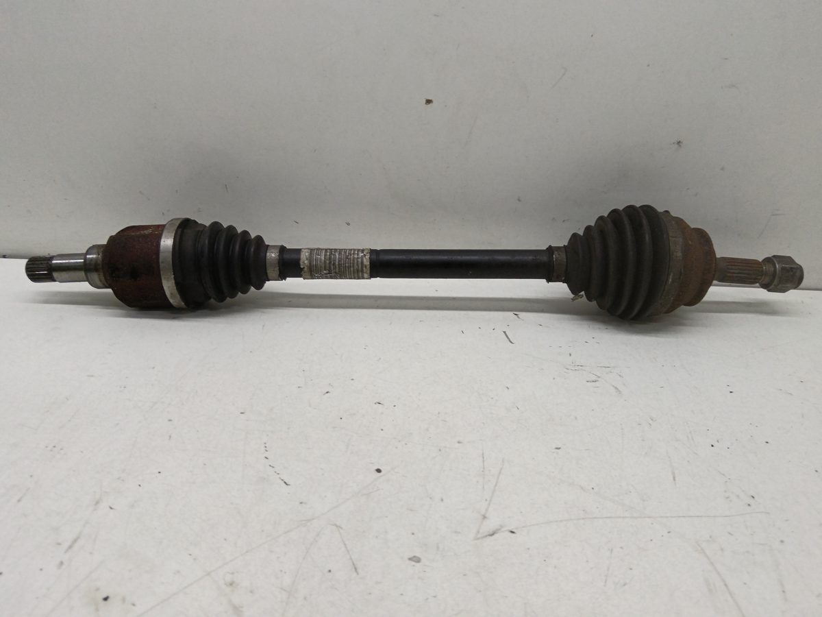 Semieje Delantero Derecho Citroën C4 Cactus 2014-Actualidad Feel 1.2L 60kW 9677476580