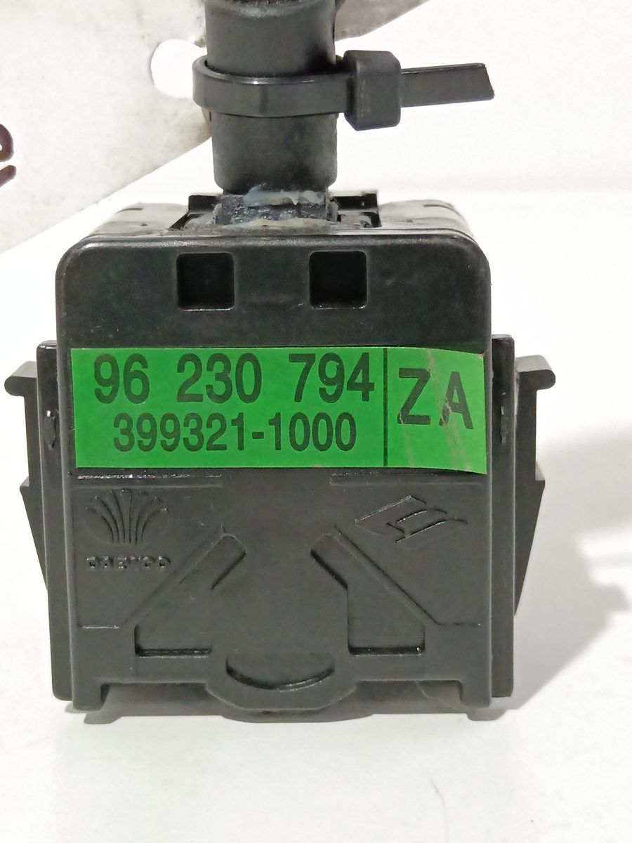 Llave de Luces Y Señalero Daewoo Lanos 1997-2004 I 1.4L 55kW 96230794ZA