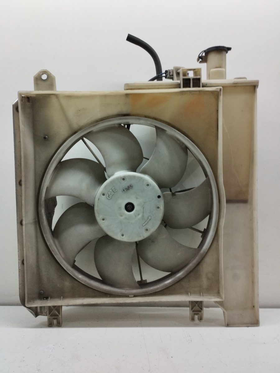 Electroventilador Peugeot 107 2005-2014 Básico 1.0L 50kW 8240460