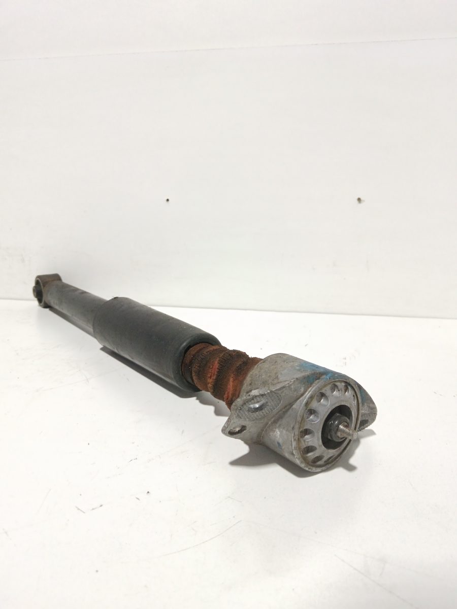 Amortiguador Trasero Der/Izq Volkswagen Polo Berlina (6N1) 1994-1999 Básico 600513025