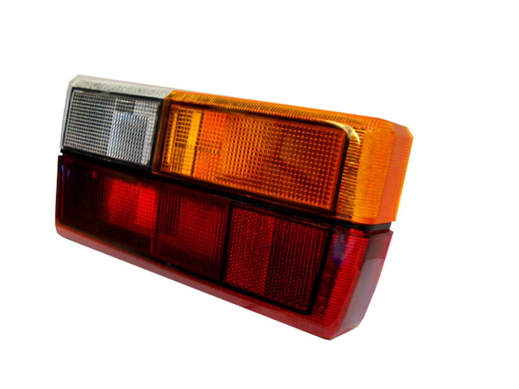 FAROL VOLKSWAGEN GOL 84-86 TRAS DER FRISO-NEGRO