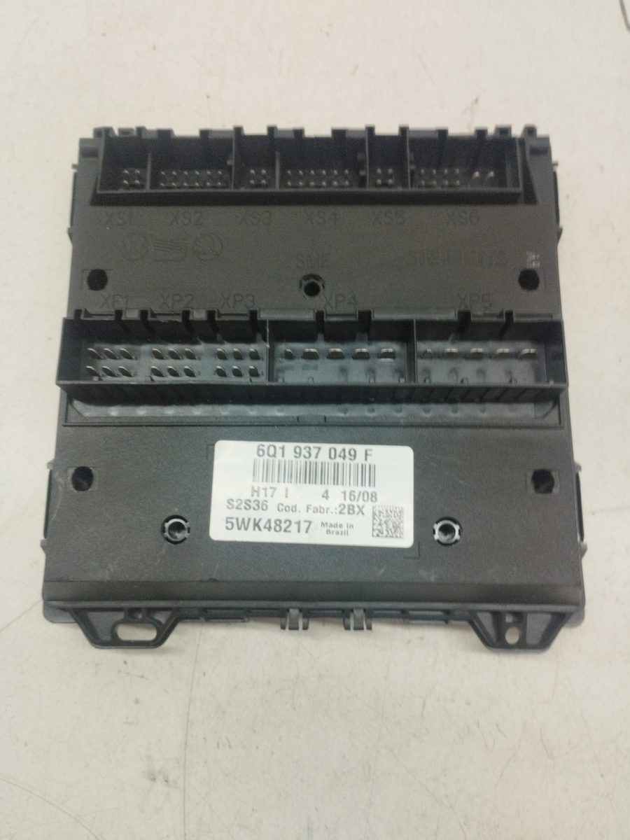 Caja Reles / Fusibles Volkswagen Fox (5Z1) 2005-2012 Básico 1.4L 55kW 6Q1937049F