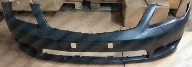Paragolpes delantero