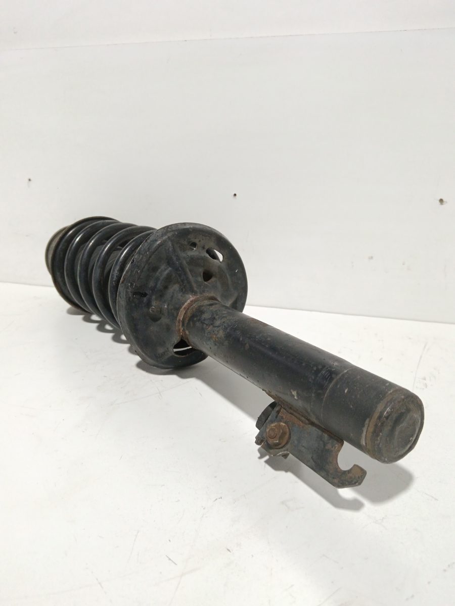 Amortiguador Delantero Der/Izq Ford Fiesta Berl./courier 1988-1997 1.1 CAT 89FB18045EE