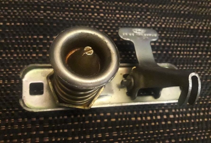 Cerradura De Capot Ford Escort Original