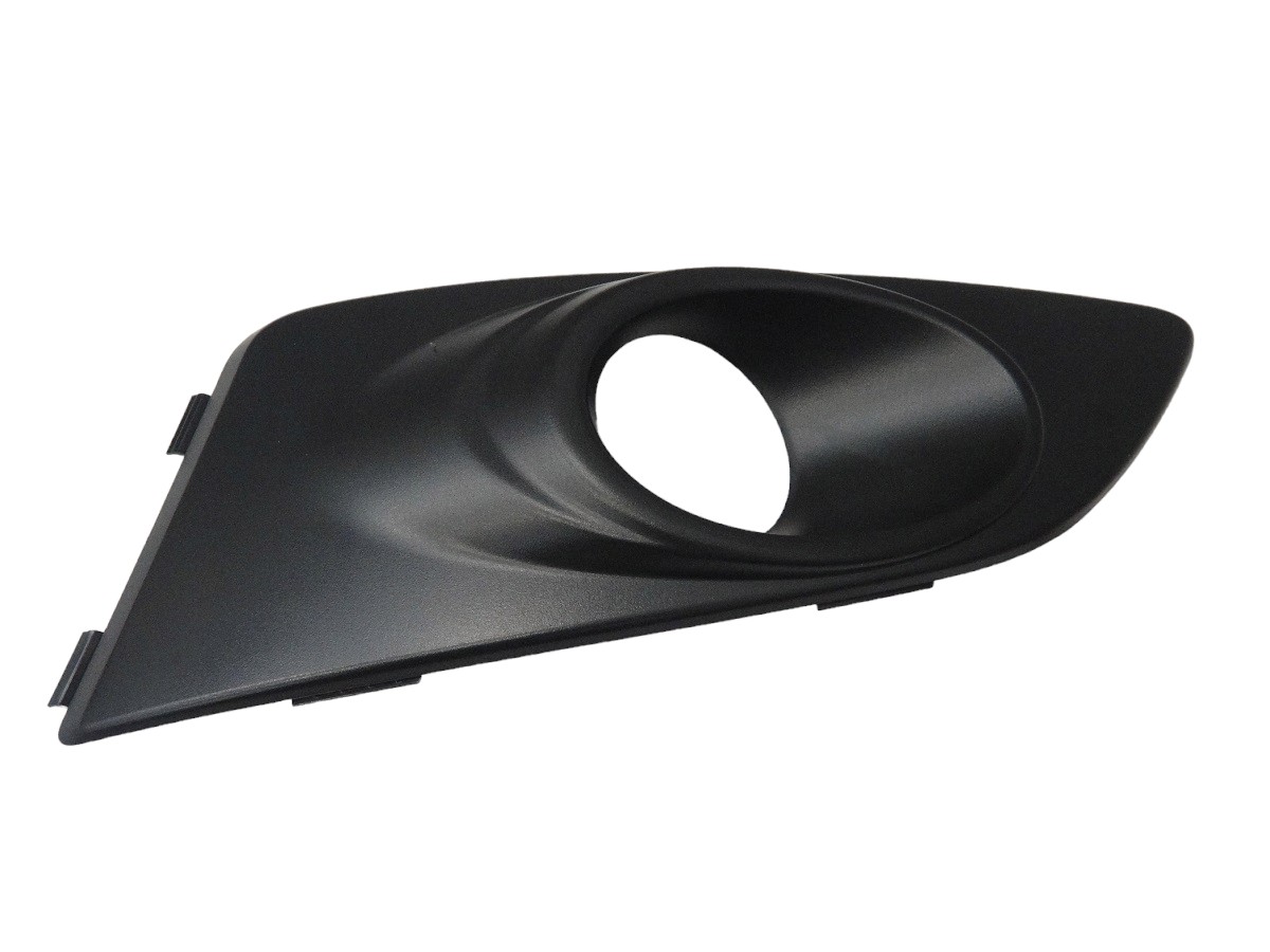REJILLA PARAGOLPE DELANTERO CHEVROLET SONIC (CON CAMINERO)