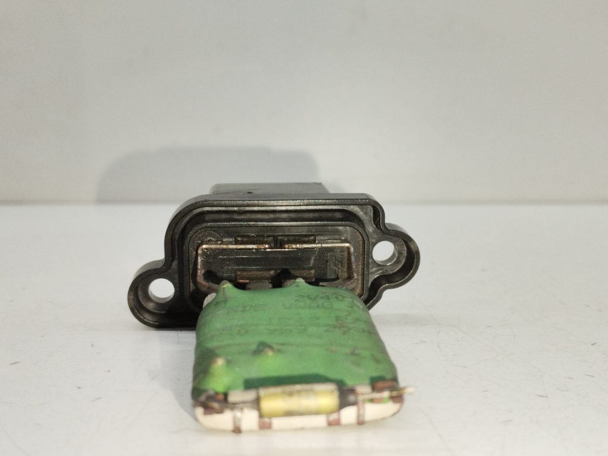 Resistencia Calefaccion Volkswagen Up! (121) 2011-2016 * 0011594802