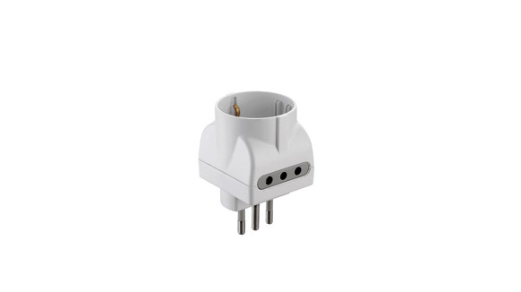 ADAPTADOR BLANCO TRES EN LINEA A SCHUKO + 2 TRES EN LINEA