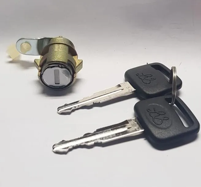 CILINDRO PUERTA DER TOYOTA HILUX 91