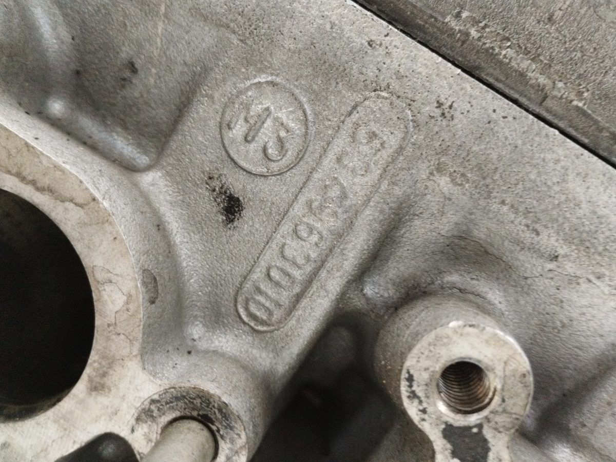 Tapa De Cilindros Citroën C5 Berlina 2004-2008 2.0 HDi CAT (RHR / DW10BTED4) 9634963010