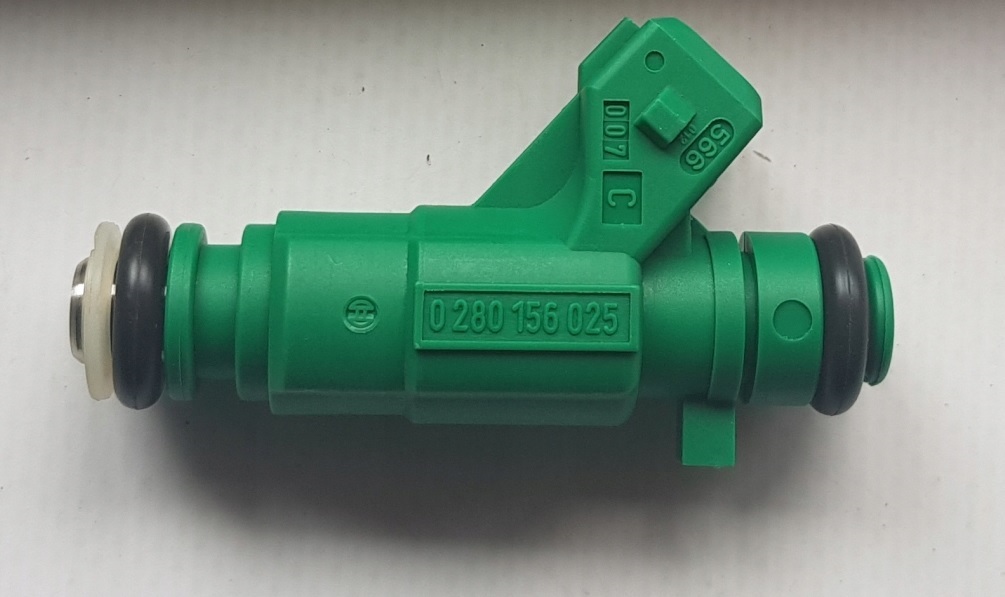 Inyector de combustible