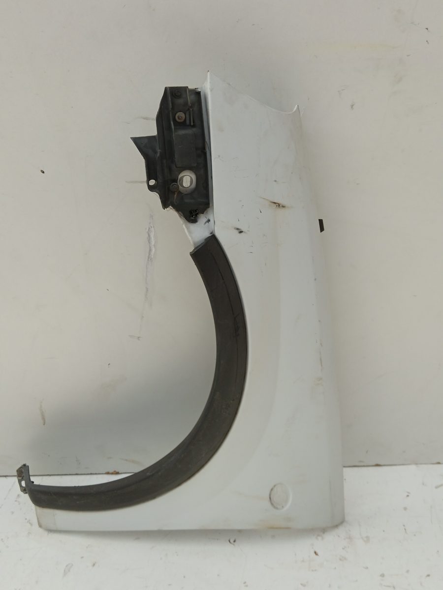 Guardabarro Delantero Izquierdo Chevrolet Corsa 2 2000-2003 (Y 17 DTL / LK8)
