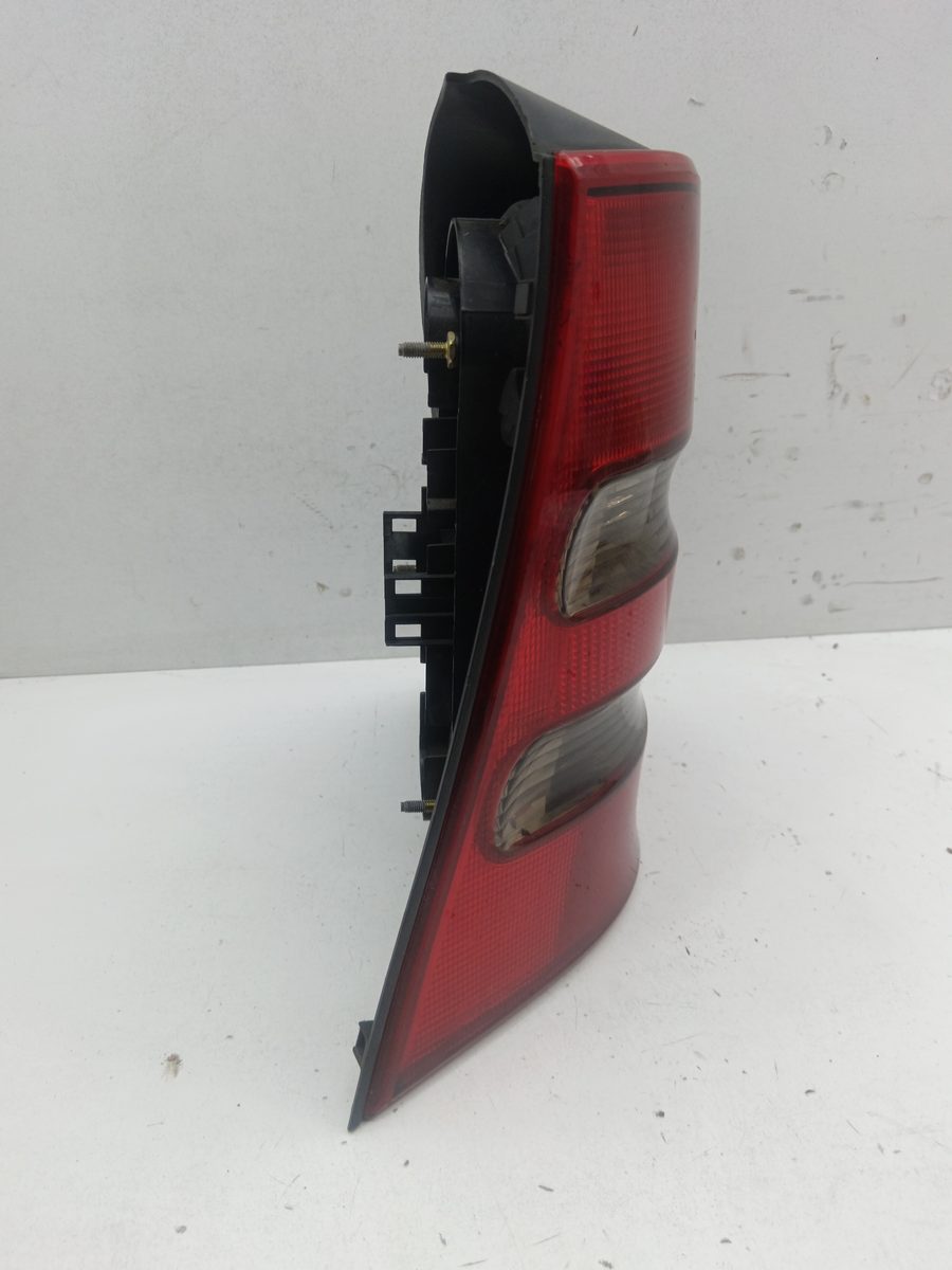 Farol Trasero Izquierdo Exterior Mercedes-Benz Clase A (W168) 1997-2004 A1688202964L