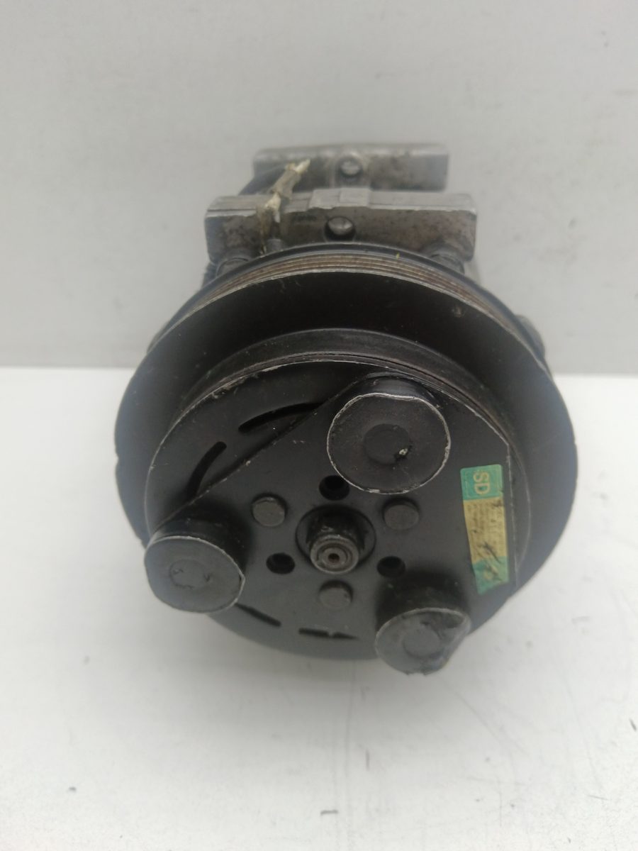 Compresor Aire Acondicionado Renault Express 1994-1998 1.9 D D709A