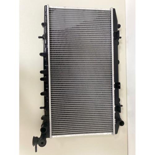 Radiador de motor de aluminio para Nissan Sentra B13, con bocas de 35mm, tapón a la izquierda y dimensiones 324x648x26mm
