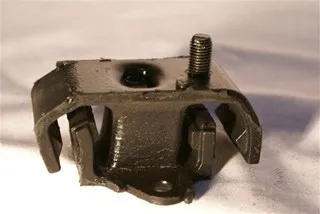 SOPORTE MOTOR DEL IZQ SUBARU J12 (4WD)