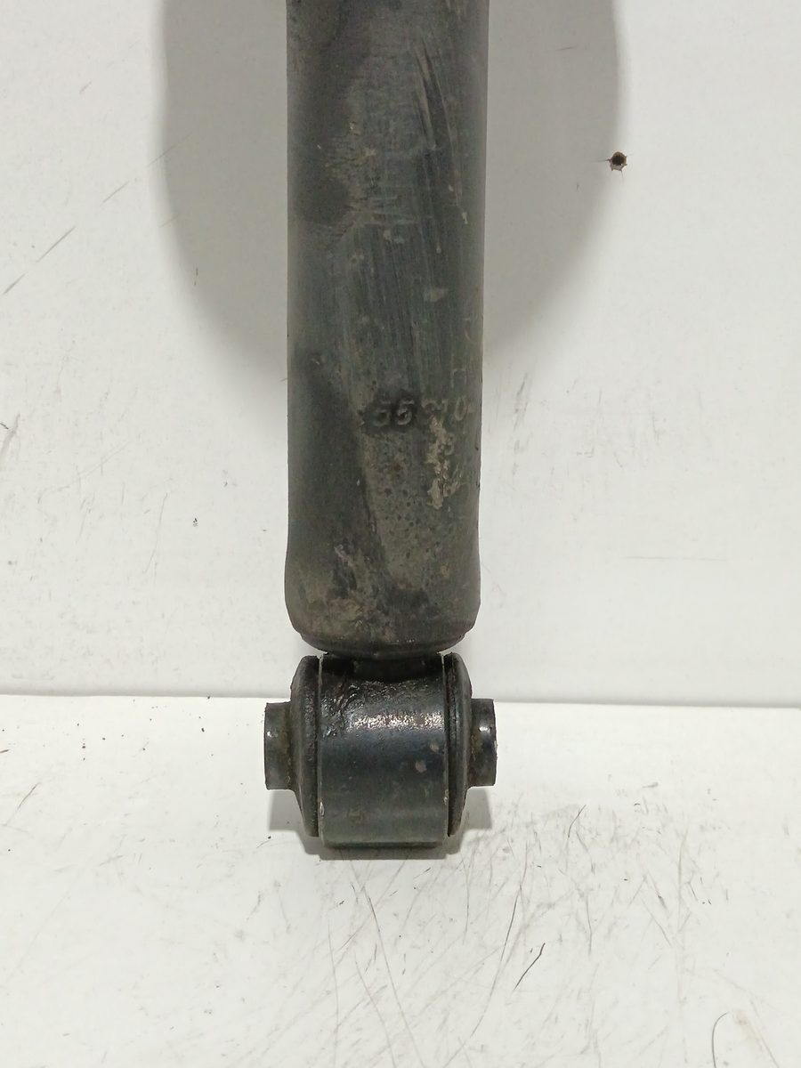 Amortiguador Trasero Der/Izq Hyundai Sonata (Y3) 1993-1998 2.0 16V CAT 5531034310