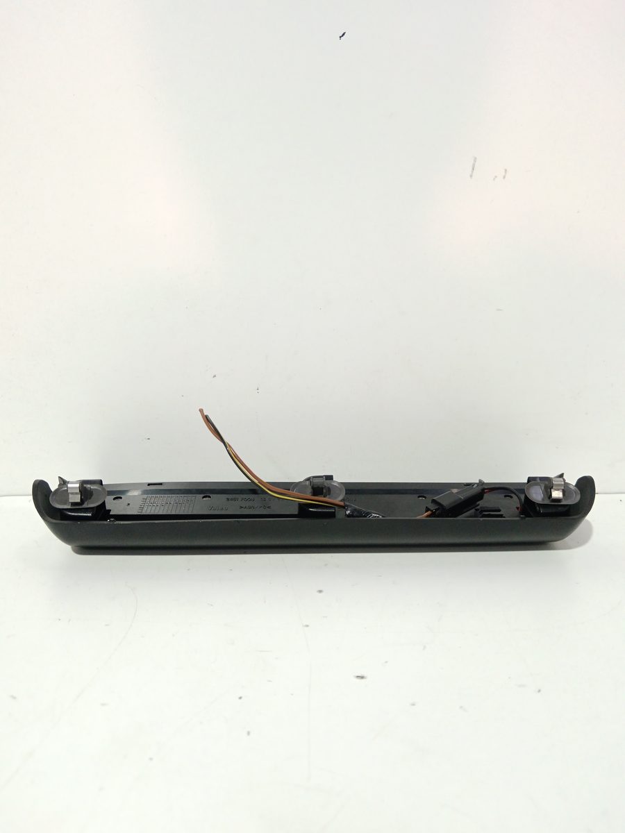 Luz Central de Freno Chevrolet Corsa 2 2000-2003 (Y 17 DTL / LK8) 24517003