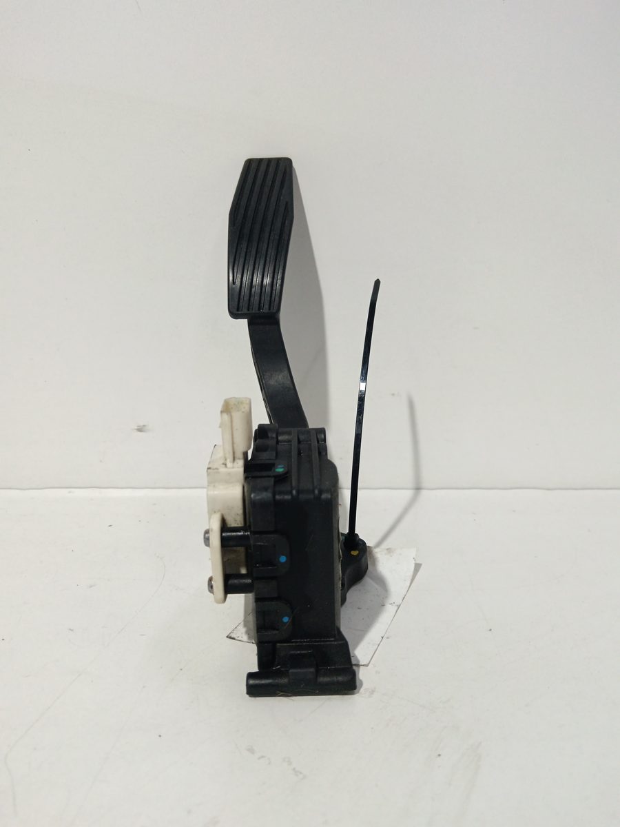 Pedal Acelerador Chevrolet Sonic Berlina Hatchback 2011-2016 LTZ 96858781
