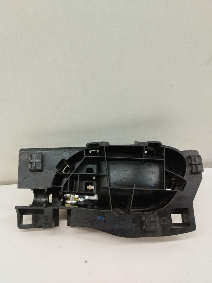 Manija Interior Delantera Izquierda Peugeot 308 2013-2021 Allure 9660525380