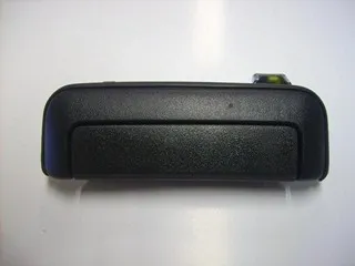 MANIJA PUERTA IZQ/PORTON MITSUBISHI STRADA 97(NEG)