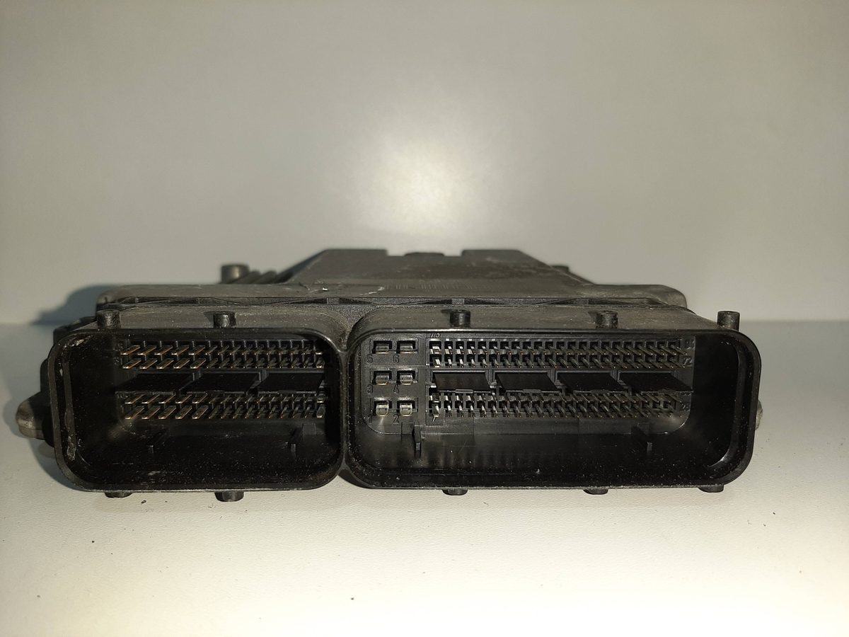 Centralita Motor Uce Volkswagen Golf V Berlina (1K1) 2003-2008 Highline 03G906016CB