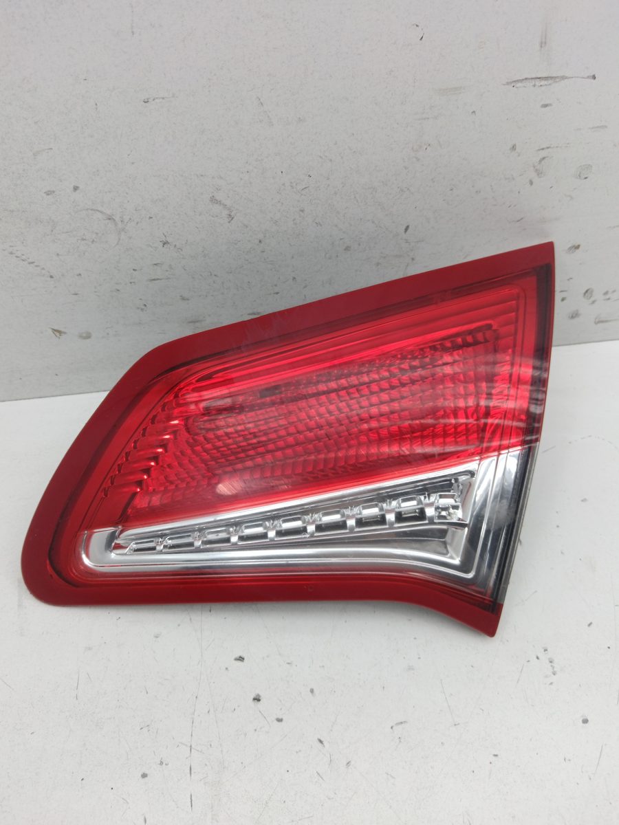 Farol Trasero Derecho Exterior Citroën C4 Berlina 2004-2011 Collection