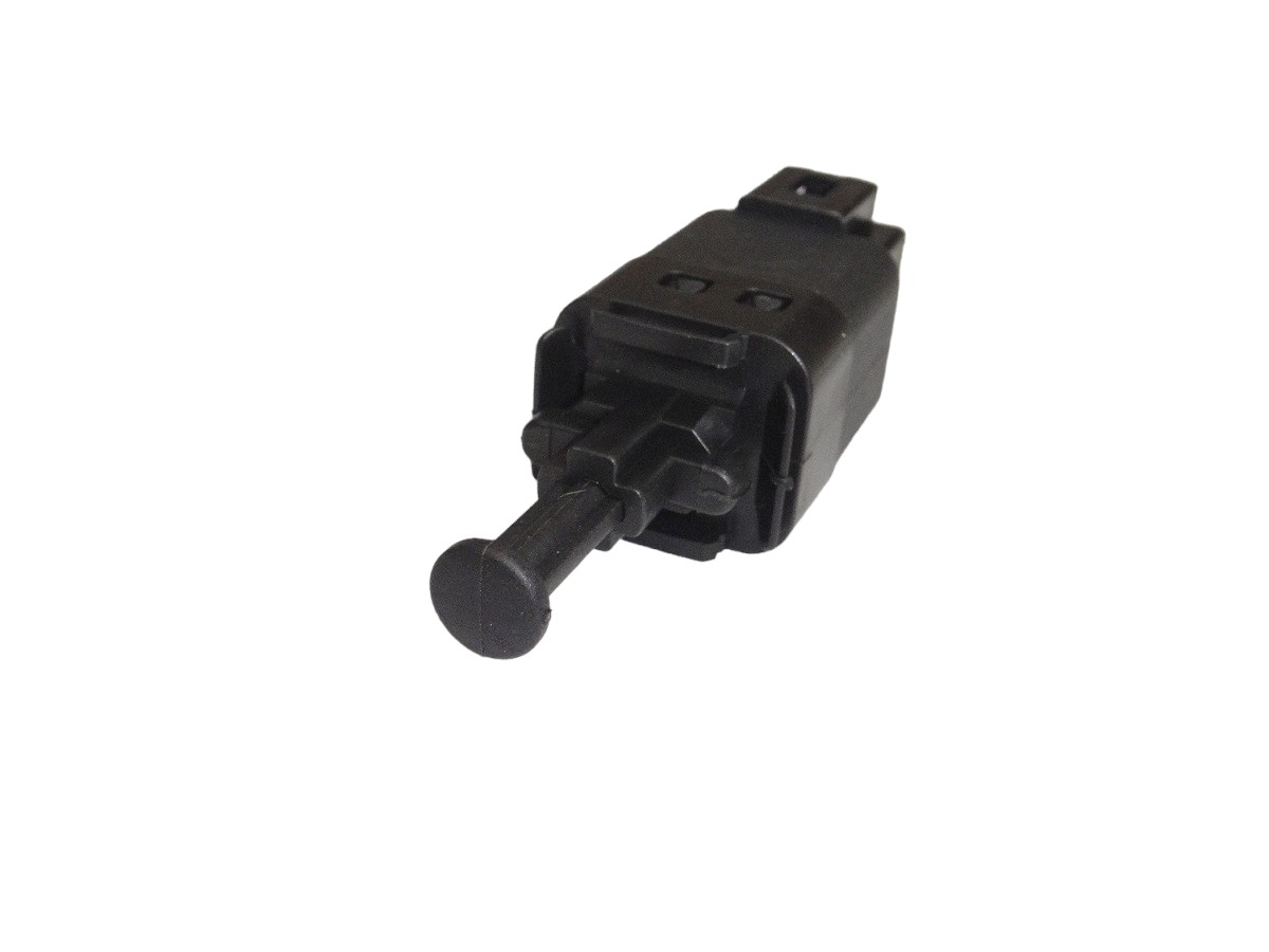 INTERRUPTOR LUZ FRENO CHEVROLET AVEO/SAIL (2 PATAS)