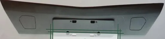 Moldura paragolpes delantero inferior