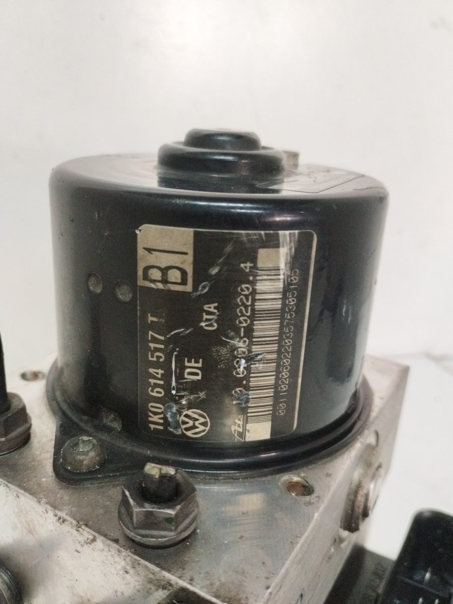 Modulo Abs Volkswagen Jetta (1K2) 2005-2010 Advance 1.9L 77kW 1K0614517T